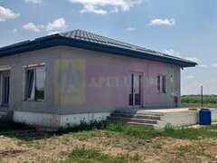 Casa noua parter, 4 camere, curte 400mp, Sabareni